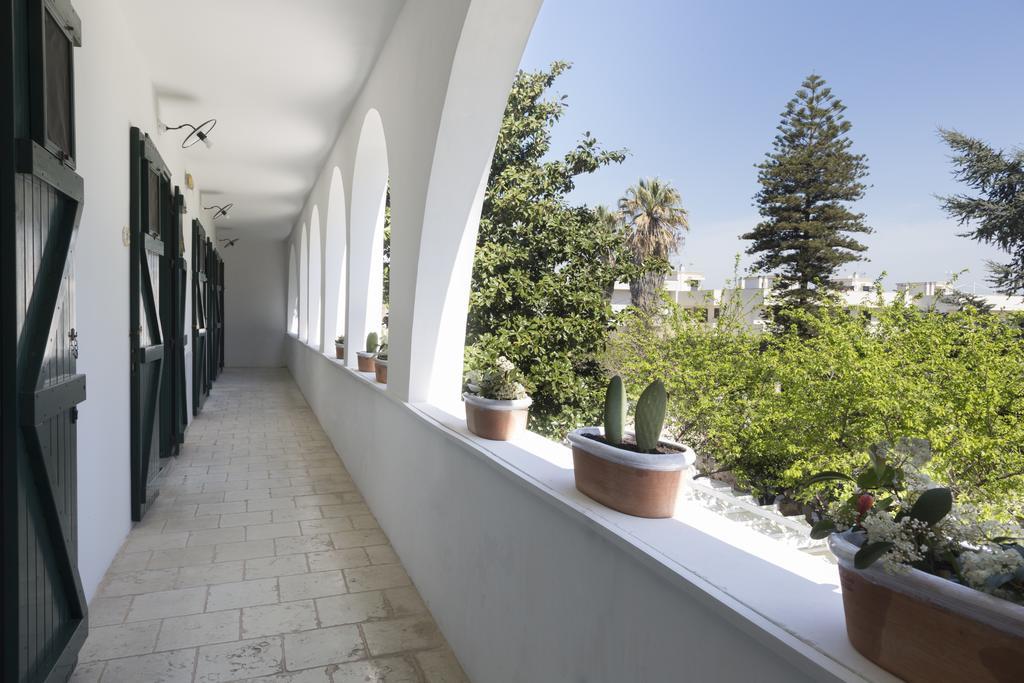 Relais San Martino Salento - Handwritten Collection Hotel ตาเวียโน ภายนอก รูปภาพ